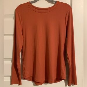 NWOT Women’s No Boundaries Long Sleeve Top